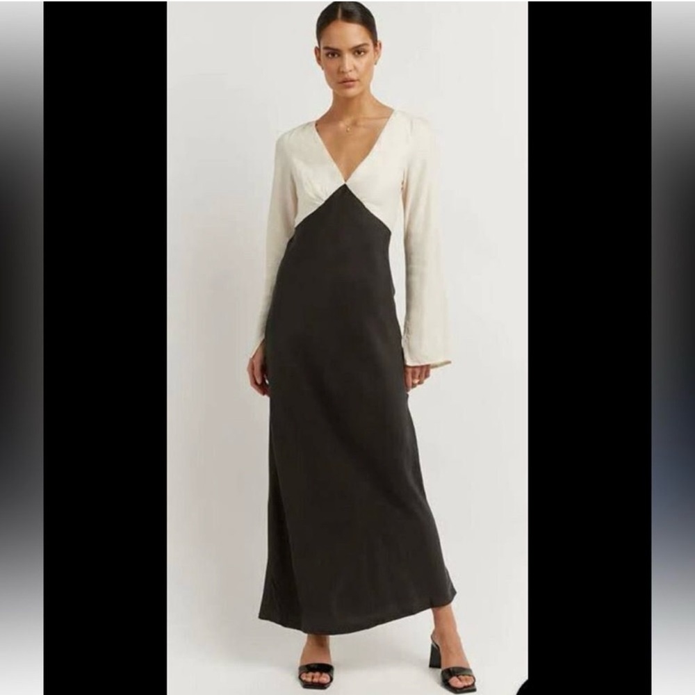 DISSH SEREN TWO TONE SLEEVE DRESS (black/cream color)